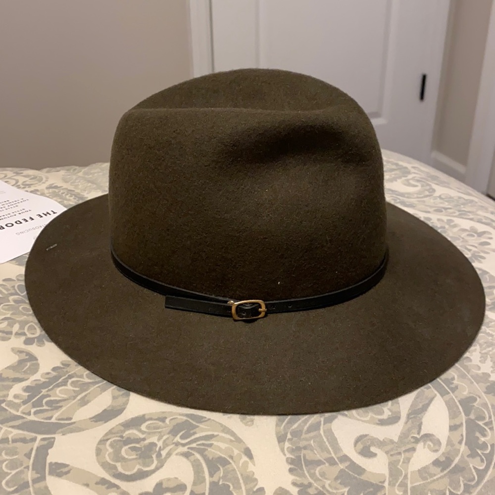 Never worn green felt Topshop fedora